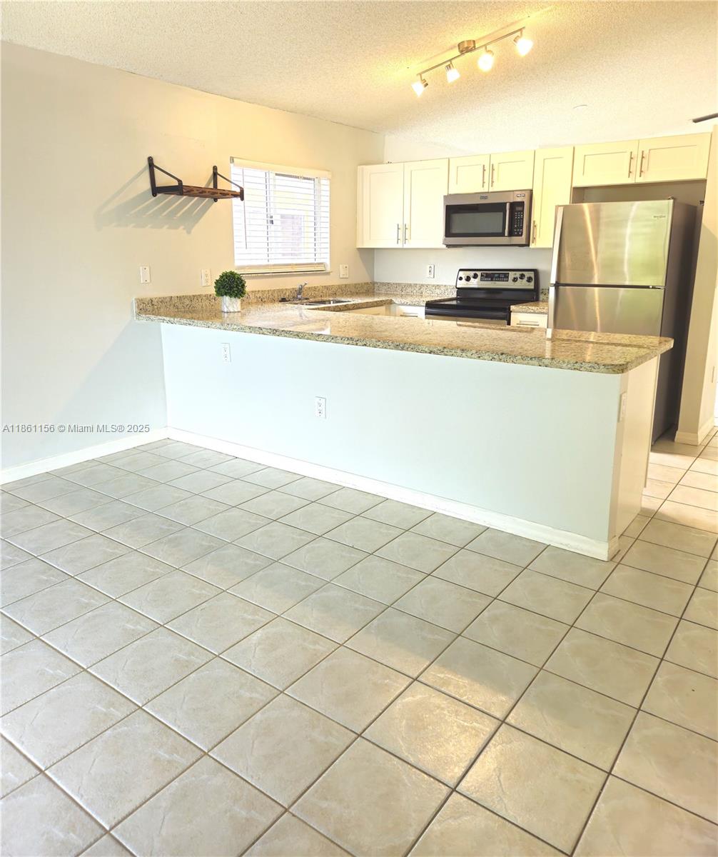 BONAVENTURE - Residential Lease