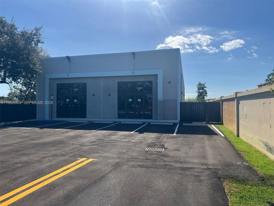 1070 SQ. FT in a One story 2140 sq.ft Freestanding building, on 220 st with visibility from US1 , very good place to operate you successful business , high count traffic . construction is done, ready to be occupied, unit B rented for a convenience store, guaranteeing high traffic to this plaza.