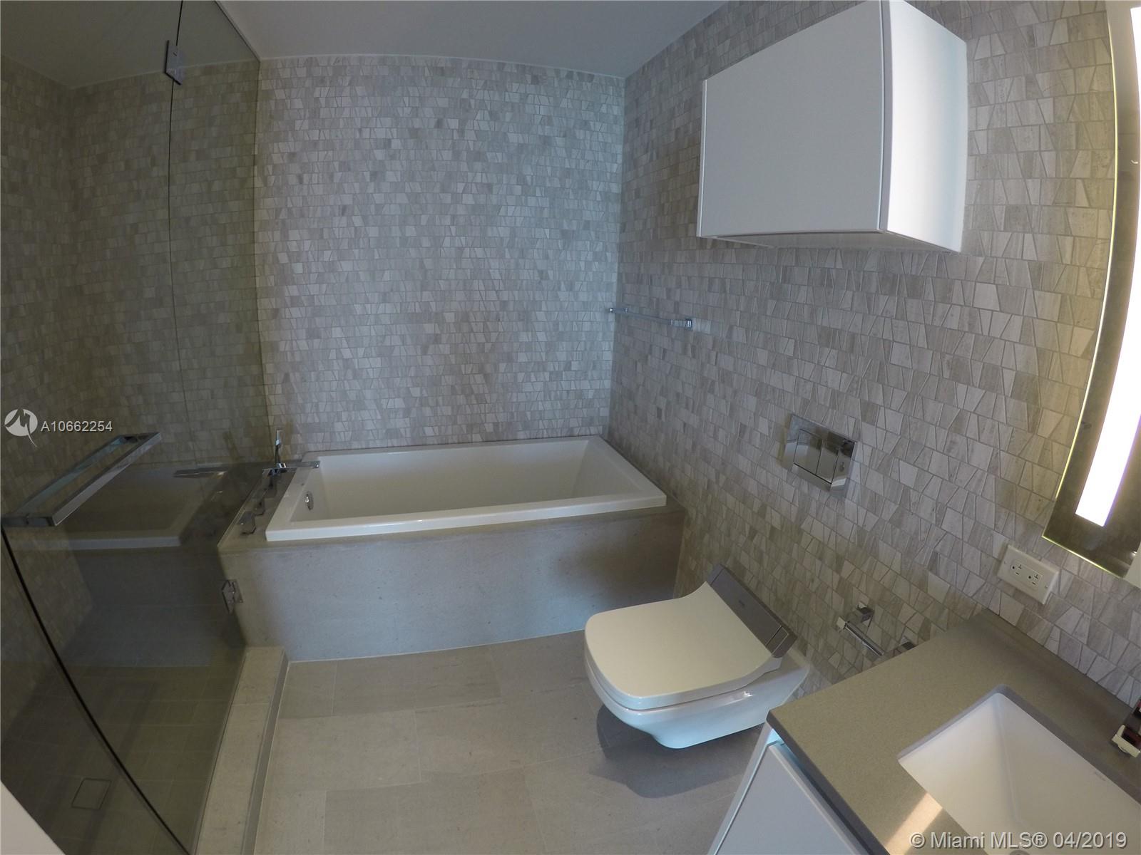 RISE CONDO - Residential Lease