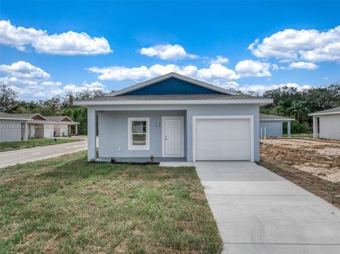 A home in Sebring