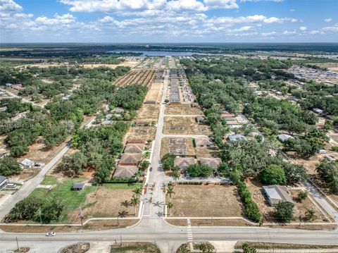 A home in Sebring