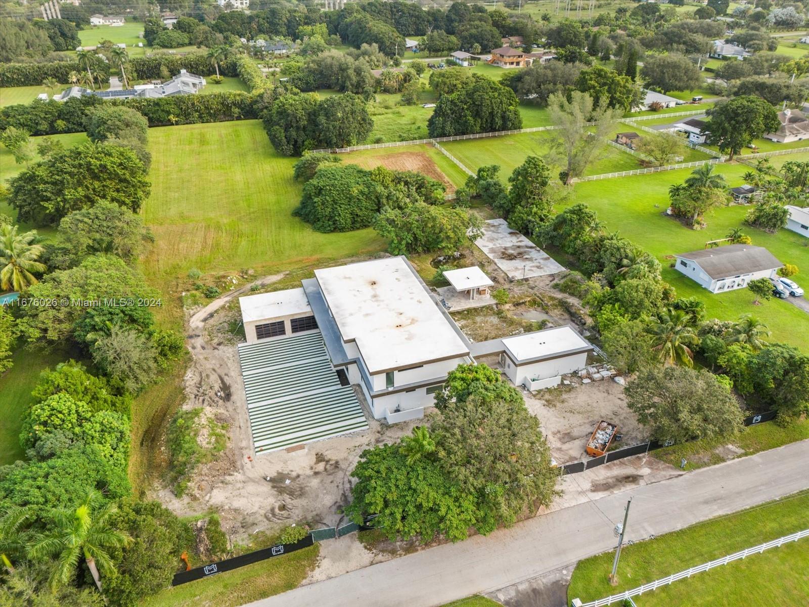 CHAMBERS SUB SW1/4 - Residential