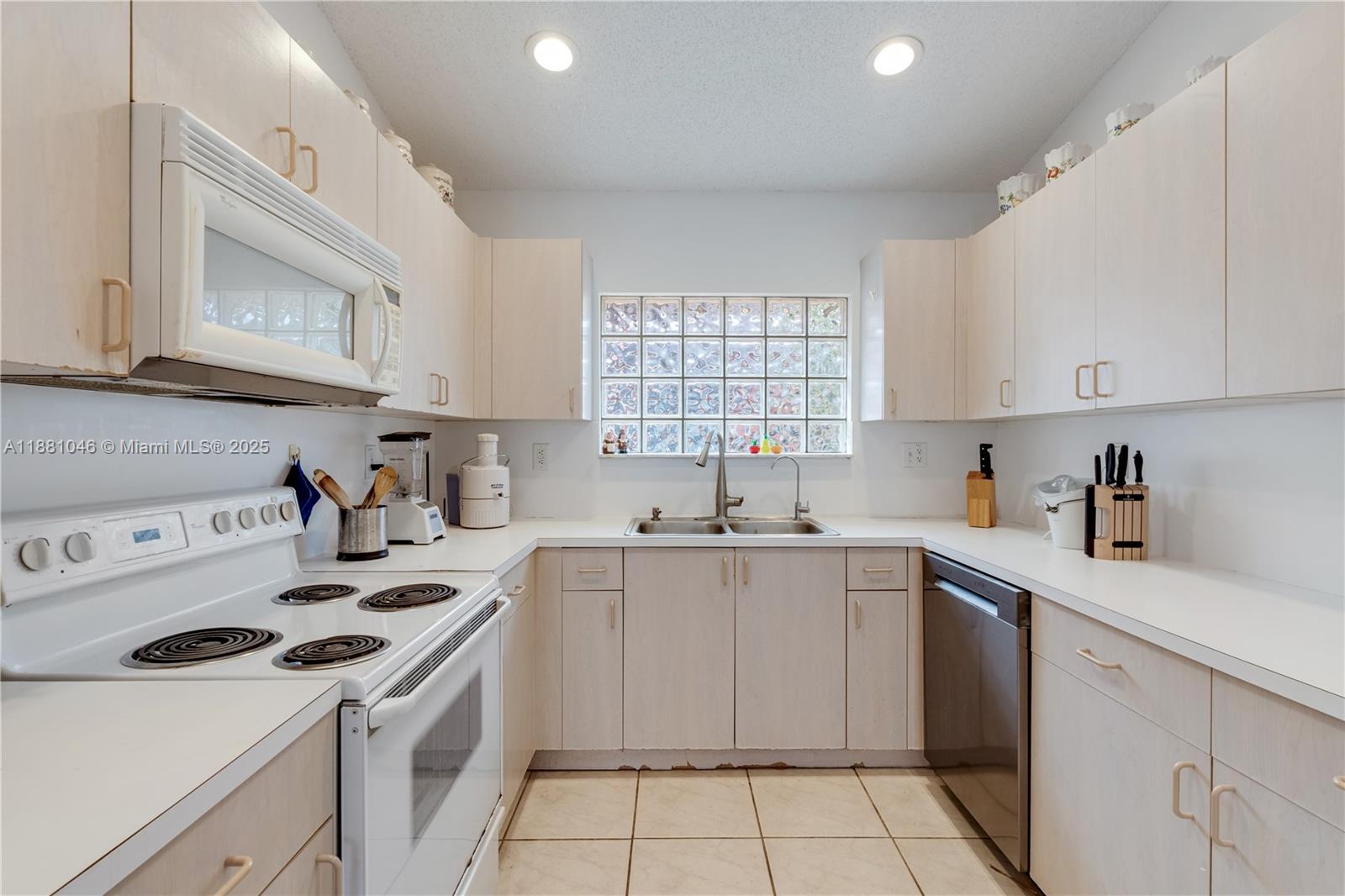 CARIBE LAKES PHASE I - Residential