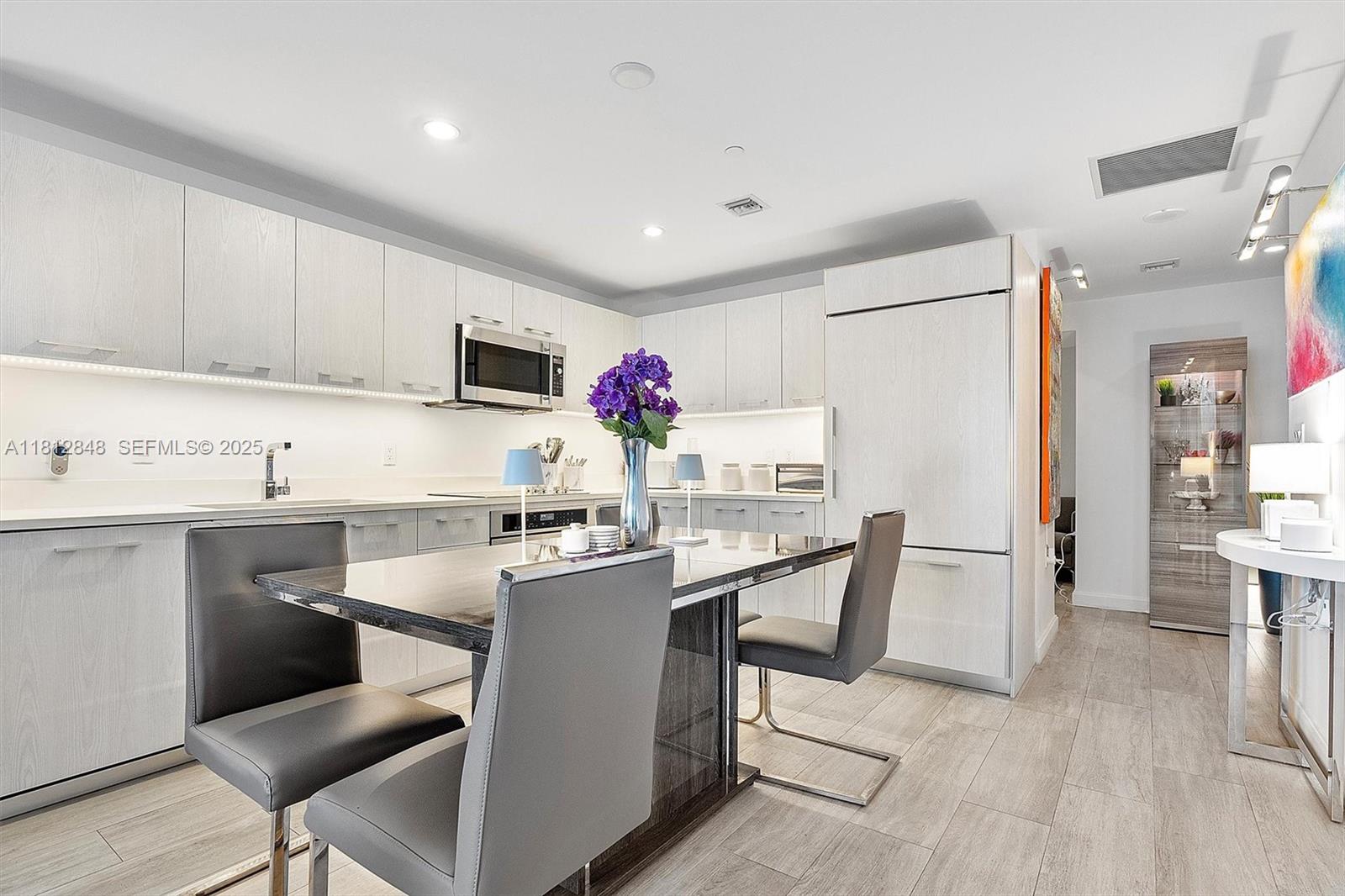 BRICKELL HEIGHTS WEST CON - Residential