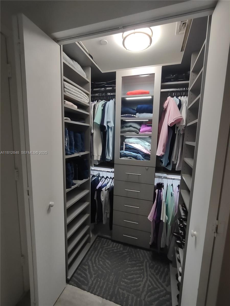 BRICKELL HEIGHTS WEST CON - Residential