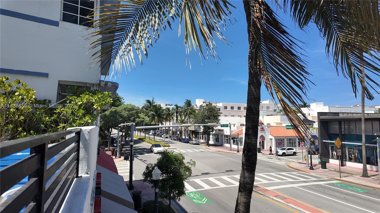 ROYAL SOUTH BEACH CONDO - Residential