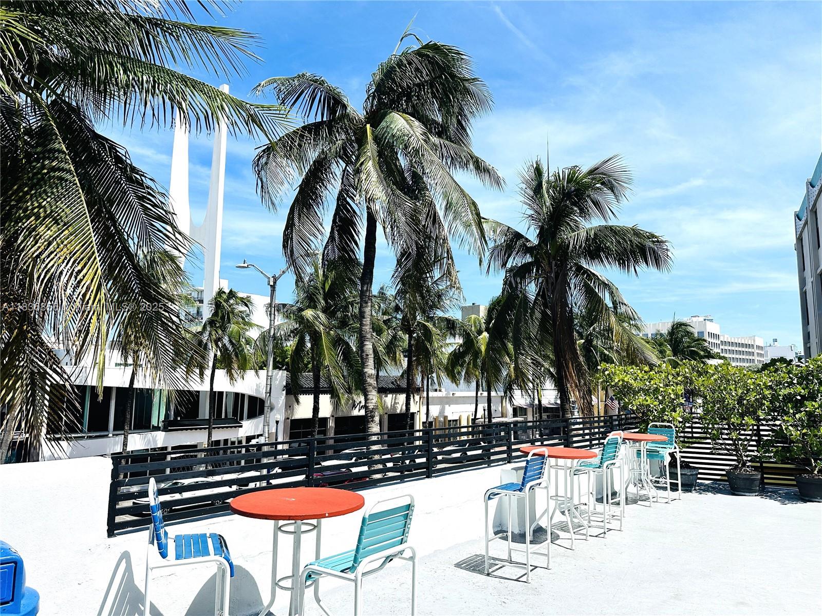 ROYAL SOUTH BEACH CONDO - Residential