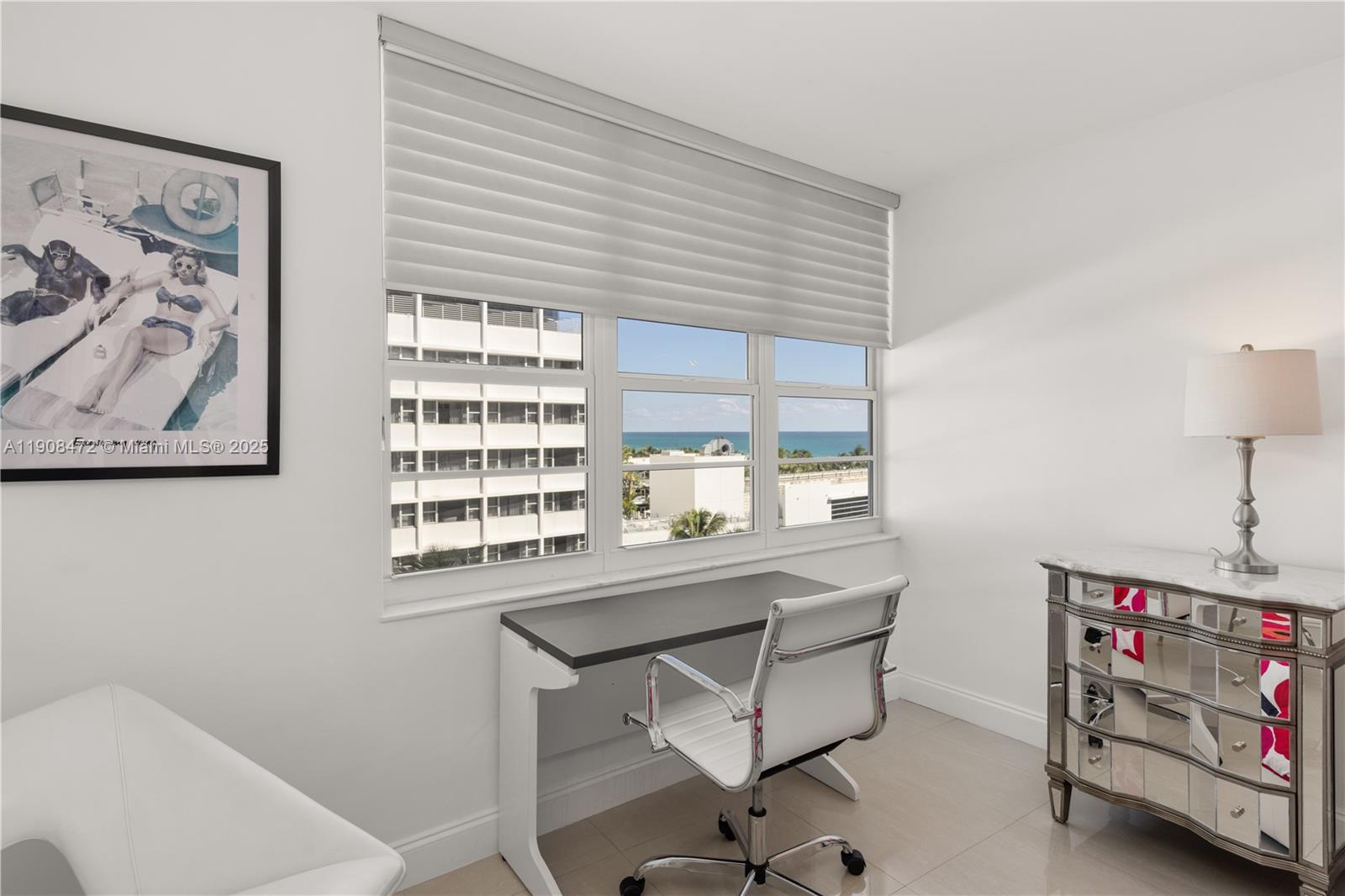 THE DECOPLAGE CONDO - Residential