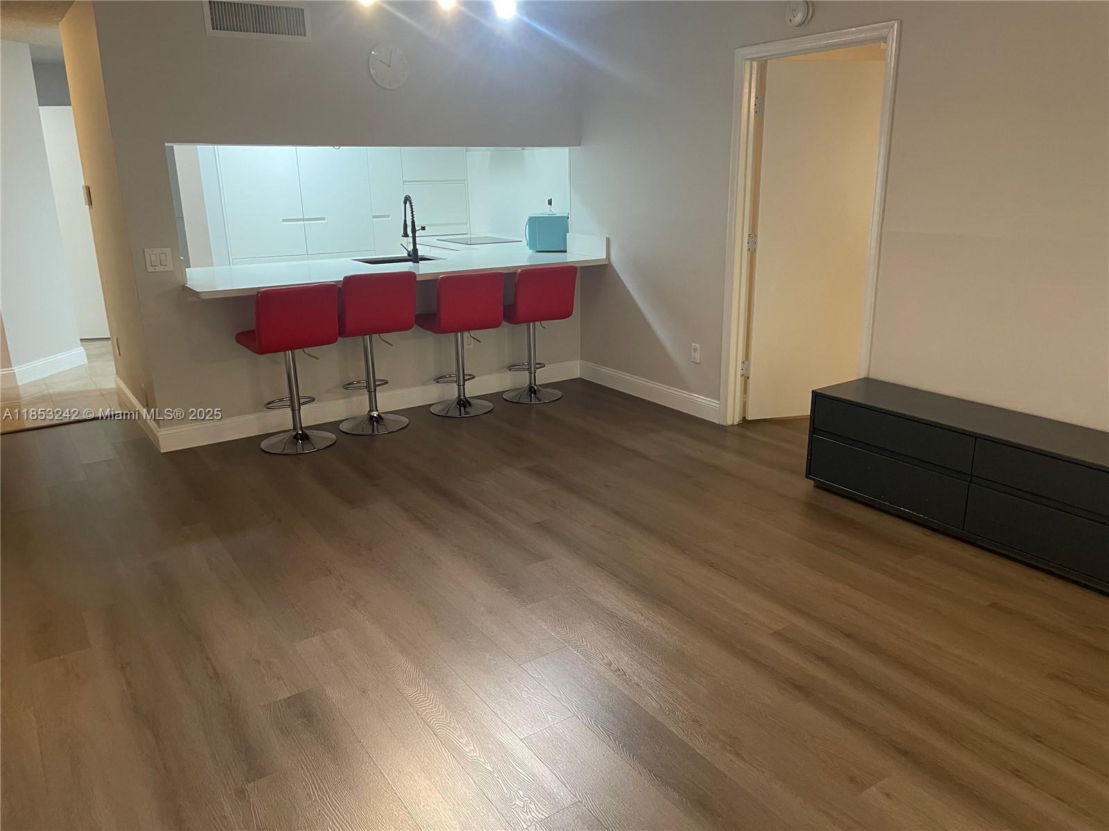 PINEHURST CLUB CONDO - Residential Lease