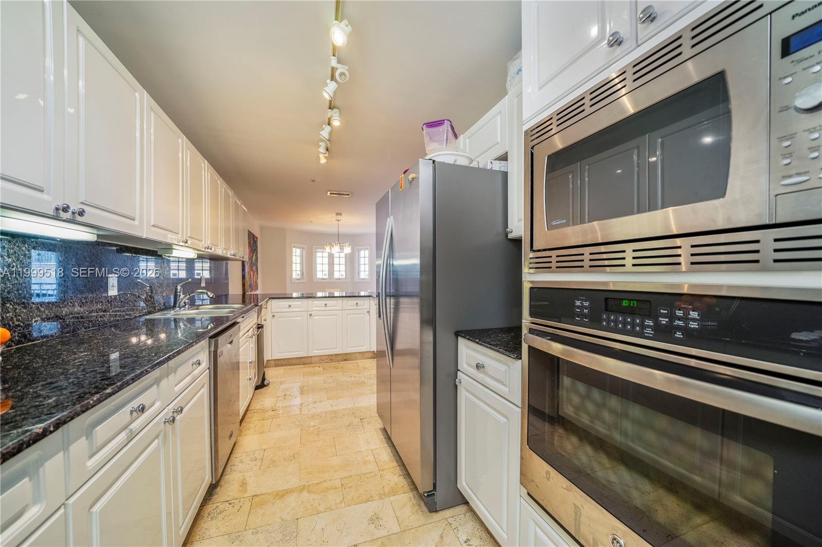 THE THS AT SUNSET HARBOUR - Residential Lease