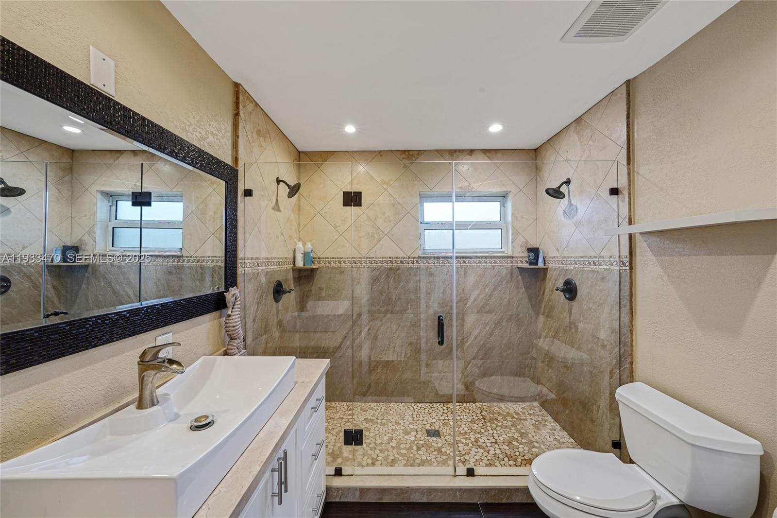 WEST LAKES GARDENS - Residential