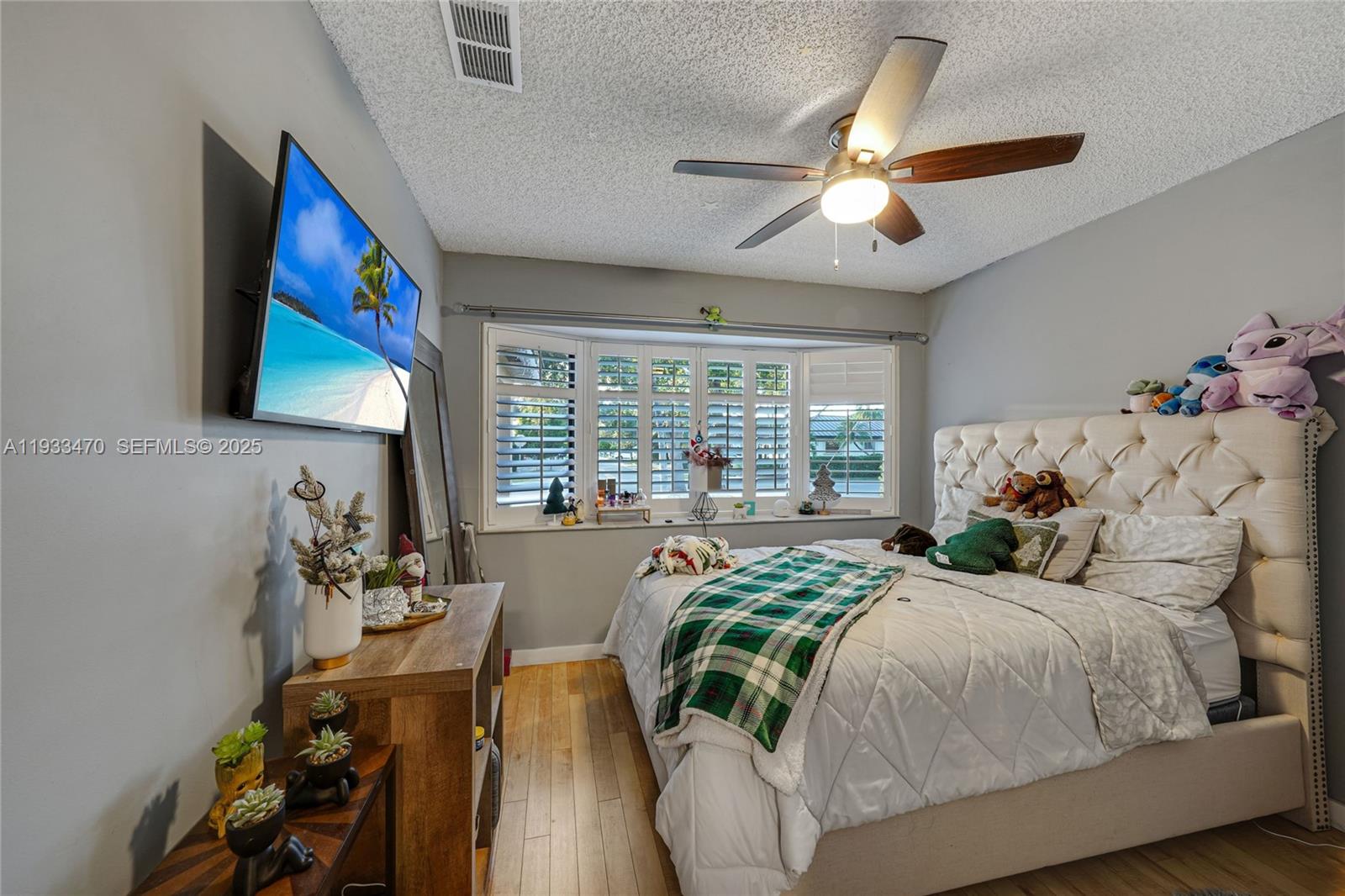 WEST LAKES GARDENS - Residential