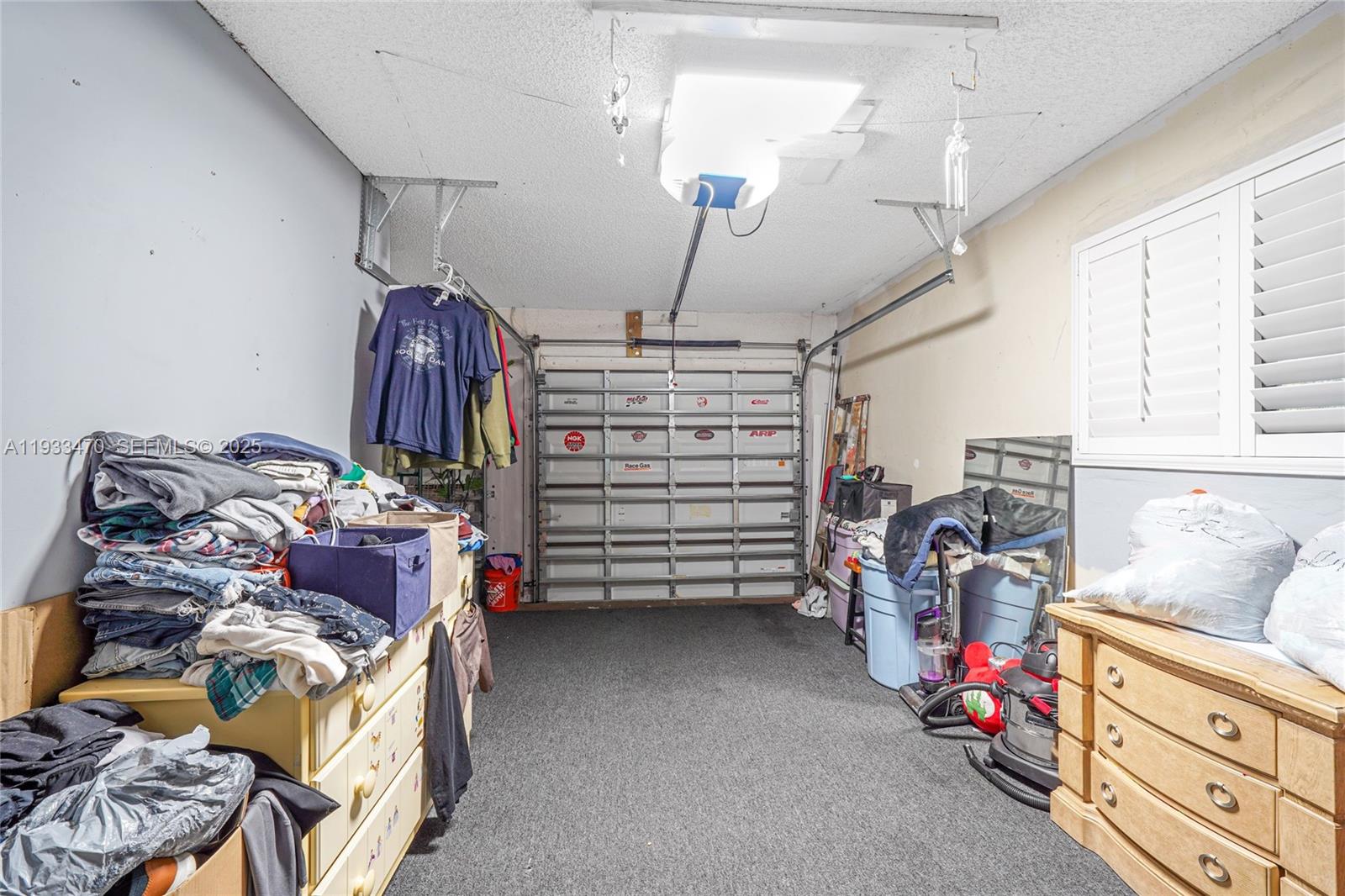 WEST LAKES GARDENS - Residential