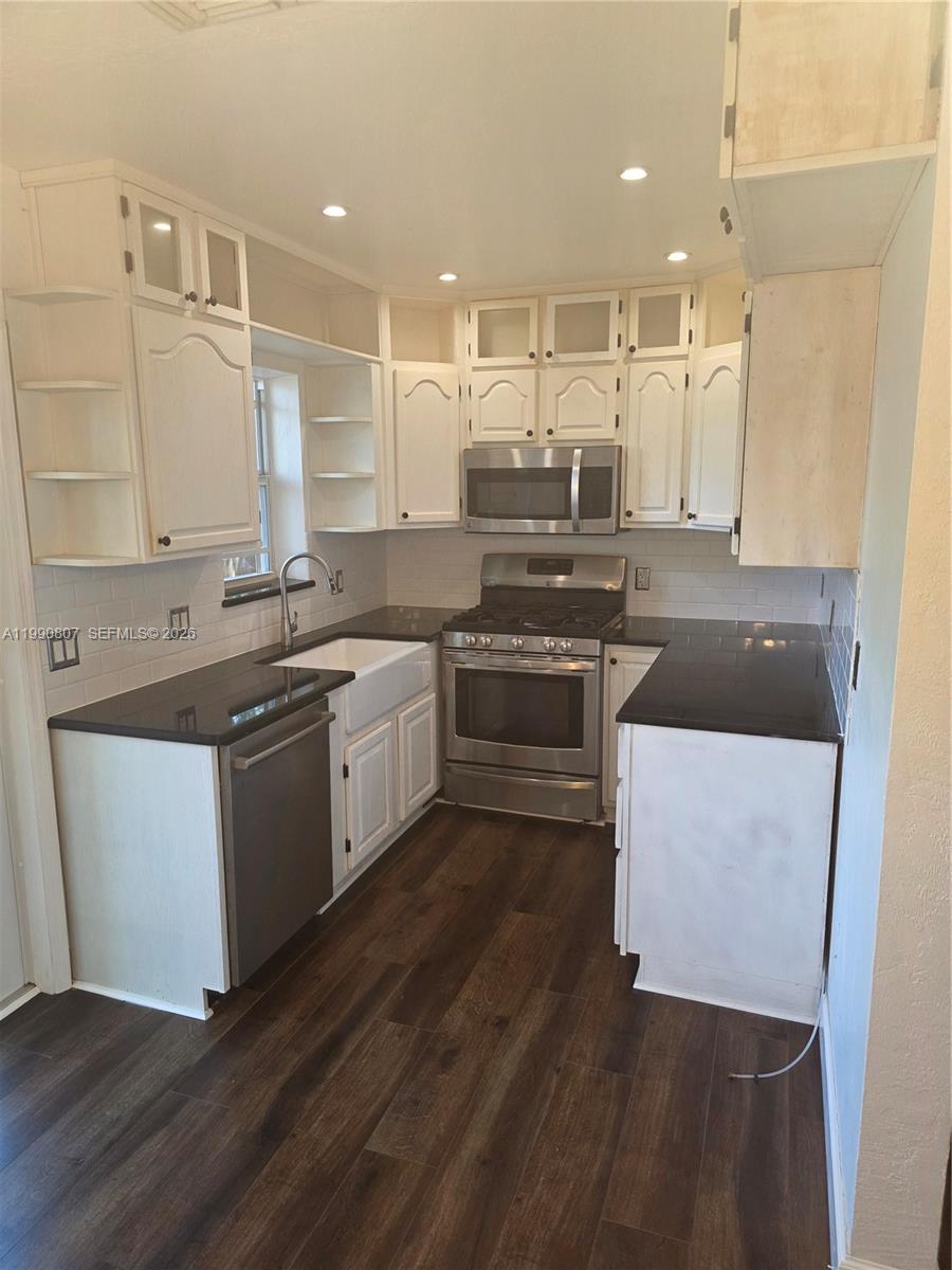 S CORAL HOMES SEC 3 - Residential