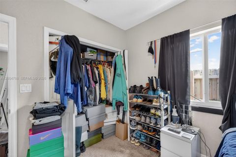 Tiny photo for 375 NW 28th Ave, Fort Lauderdale, FL 33311 (MLS # A12004788)