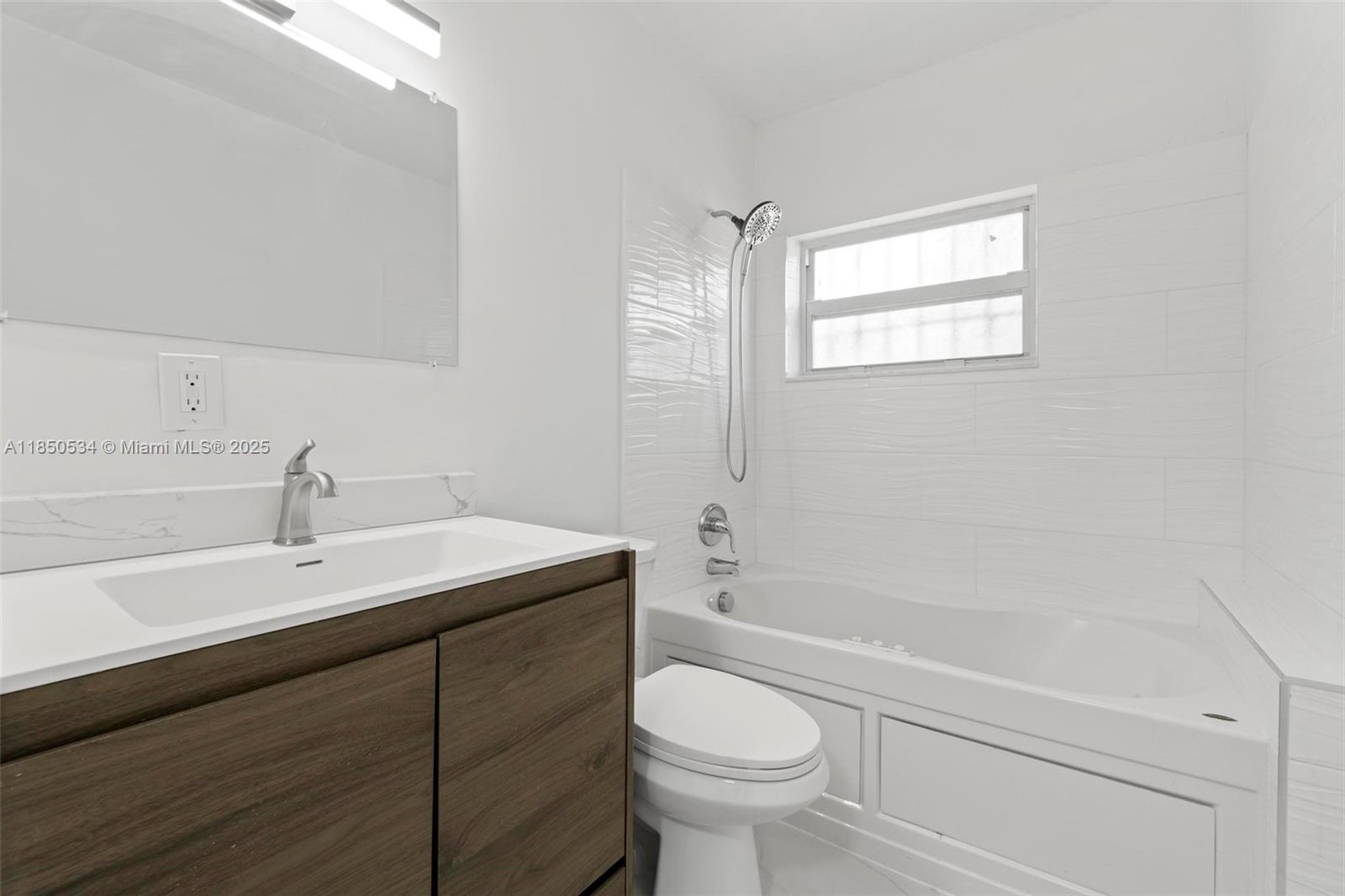 LAUDERDALE MANORS AMD PLA - Residential