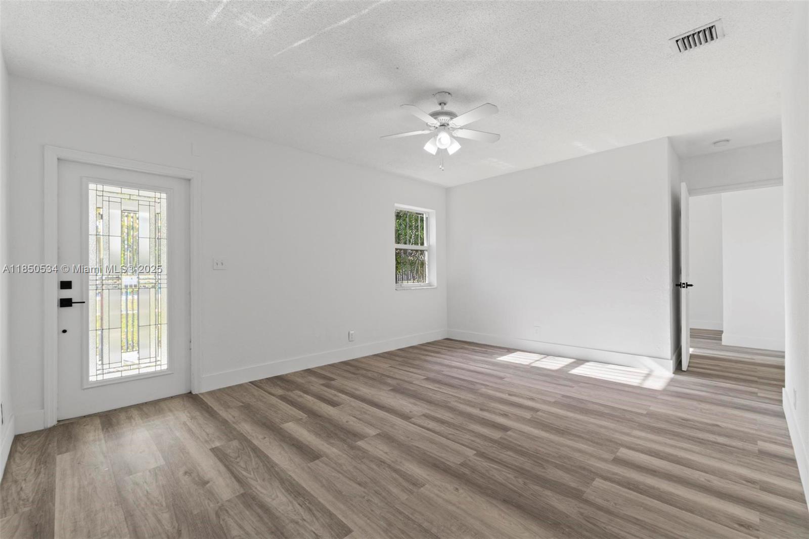 1237 NW 15th Ave