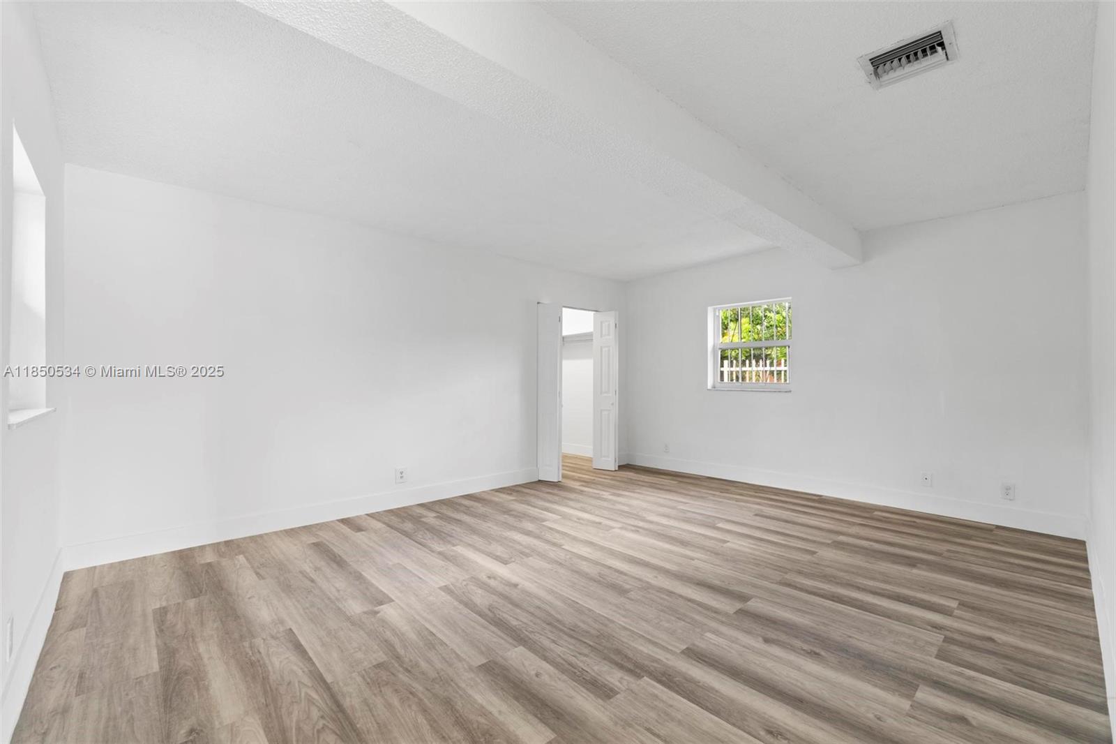 LAUDERDALE MANORS AMD PLA - Residential