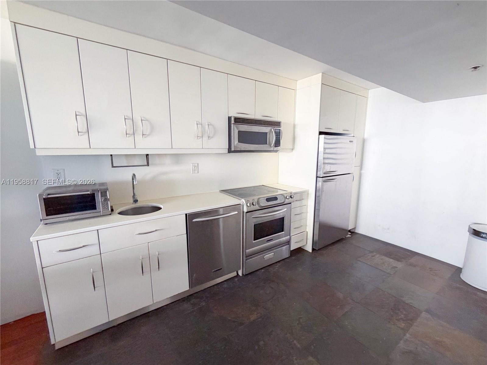 VENETIA CONDO - Residential