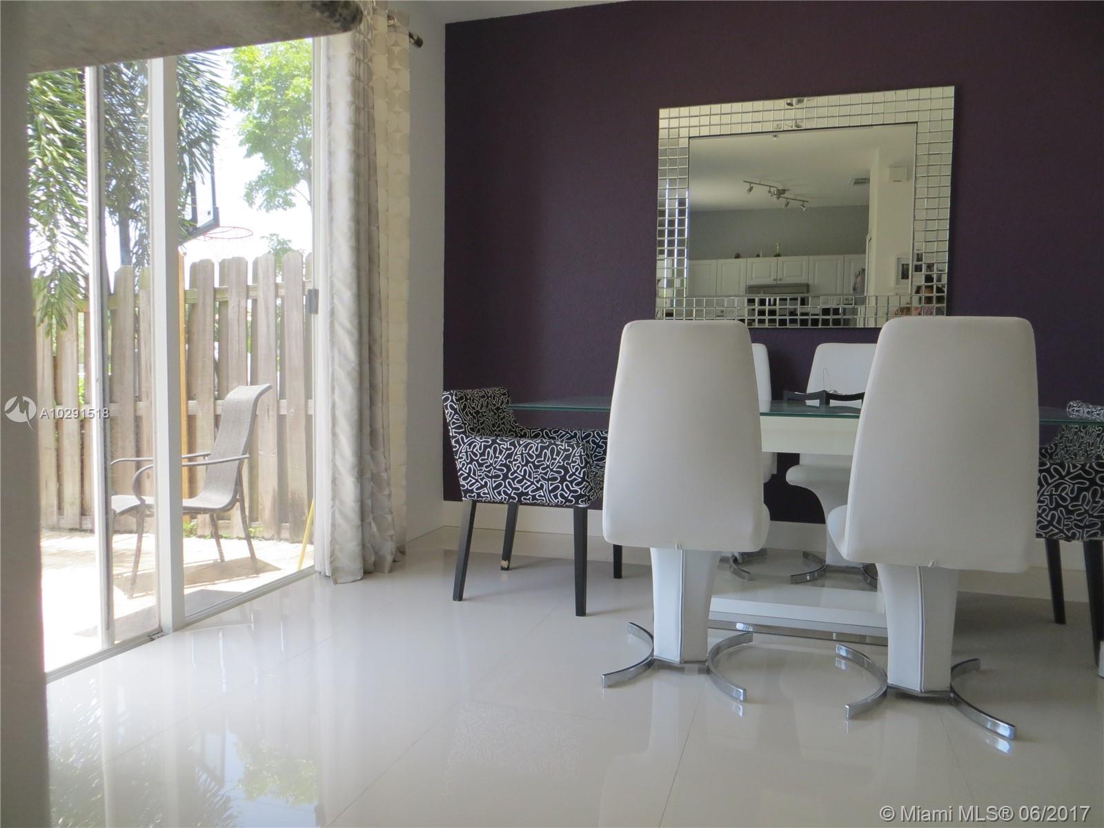 ISLANDS AT DORAL 1ST ADDN - Residential Lease