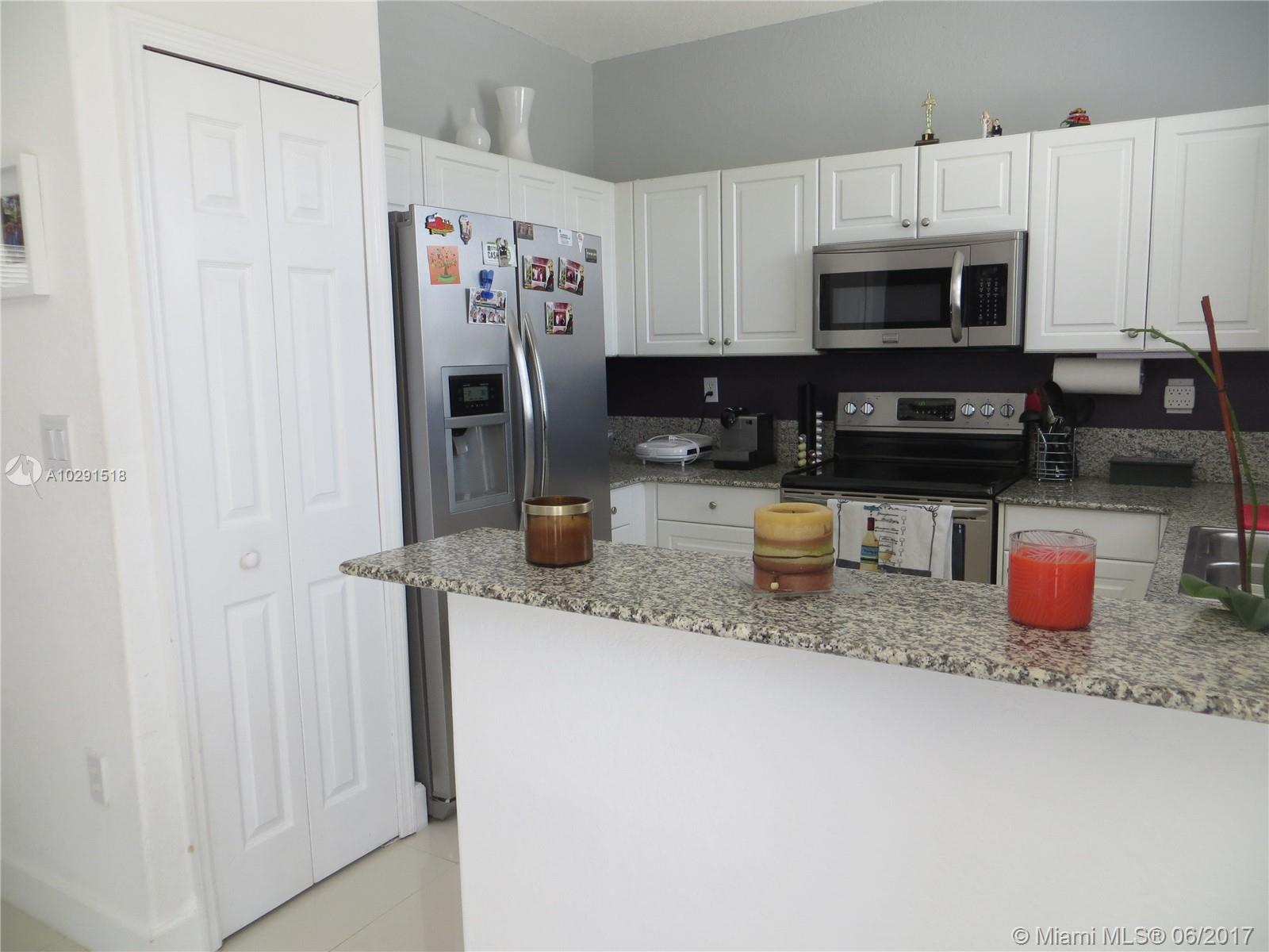 ISLANDS AT DORAL 1ST ADDN - Residential Lease