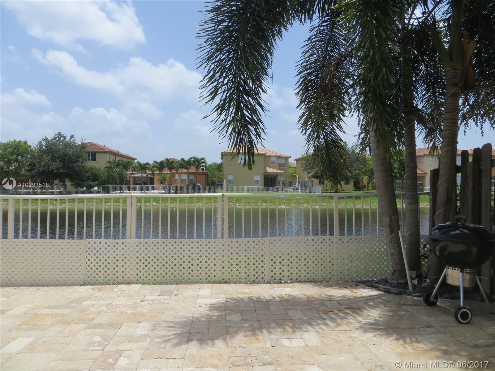 ISLANDS AT DORAL 1ST ADDN - Residential Lease