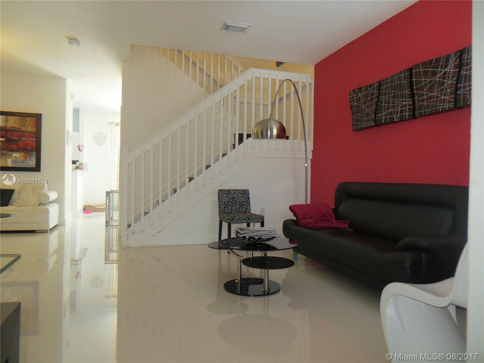 ISLANDS AT DORAL 1ST ADDN - Residential Lease