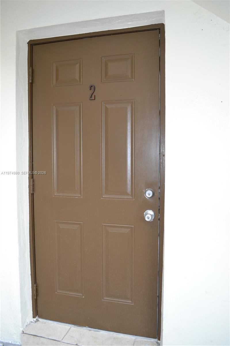 LAWRENCE ESTATE LAND CO - Residential Lease