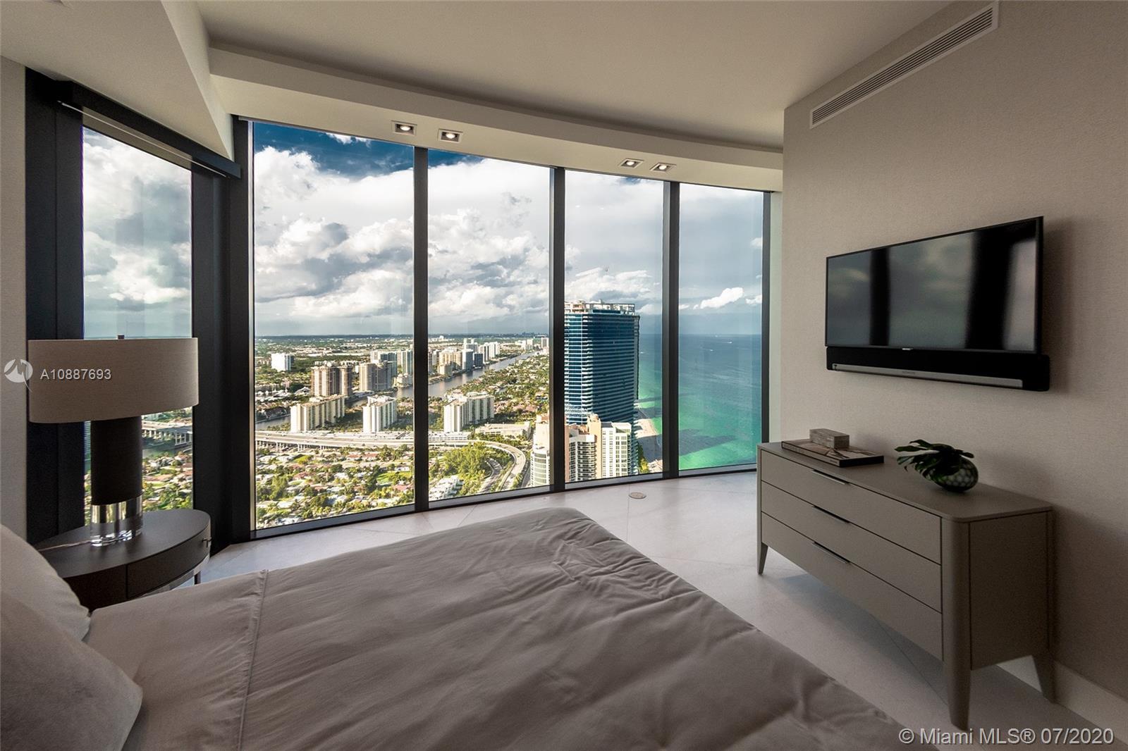 18555 COLLINS AVENUE COND - Residential