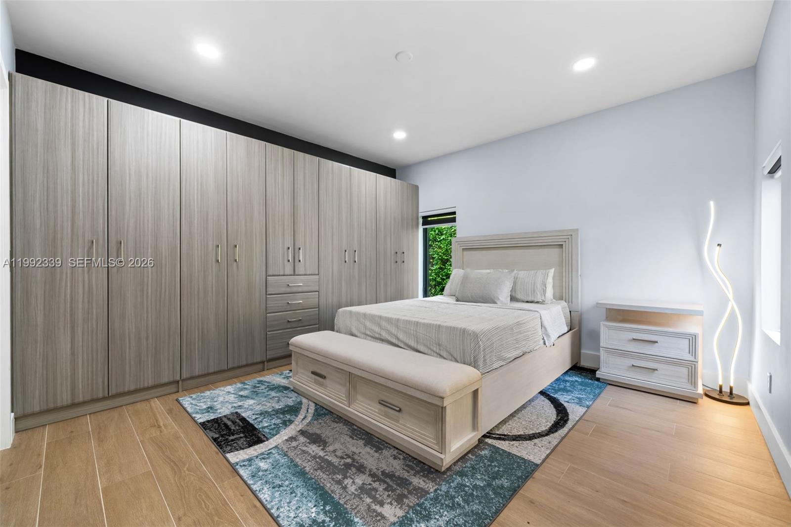 TAMIAMI PLACE PLAN NO 3 - Residential