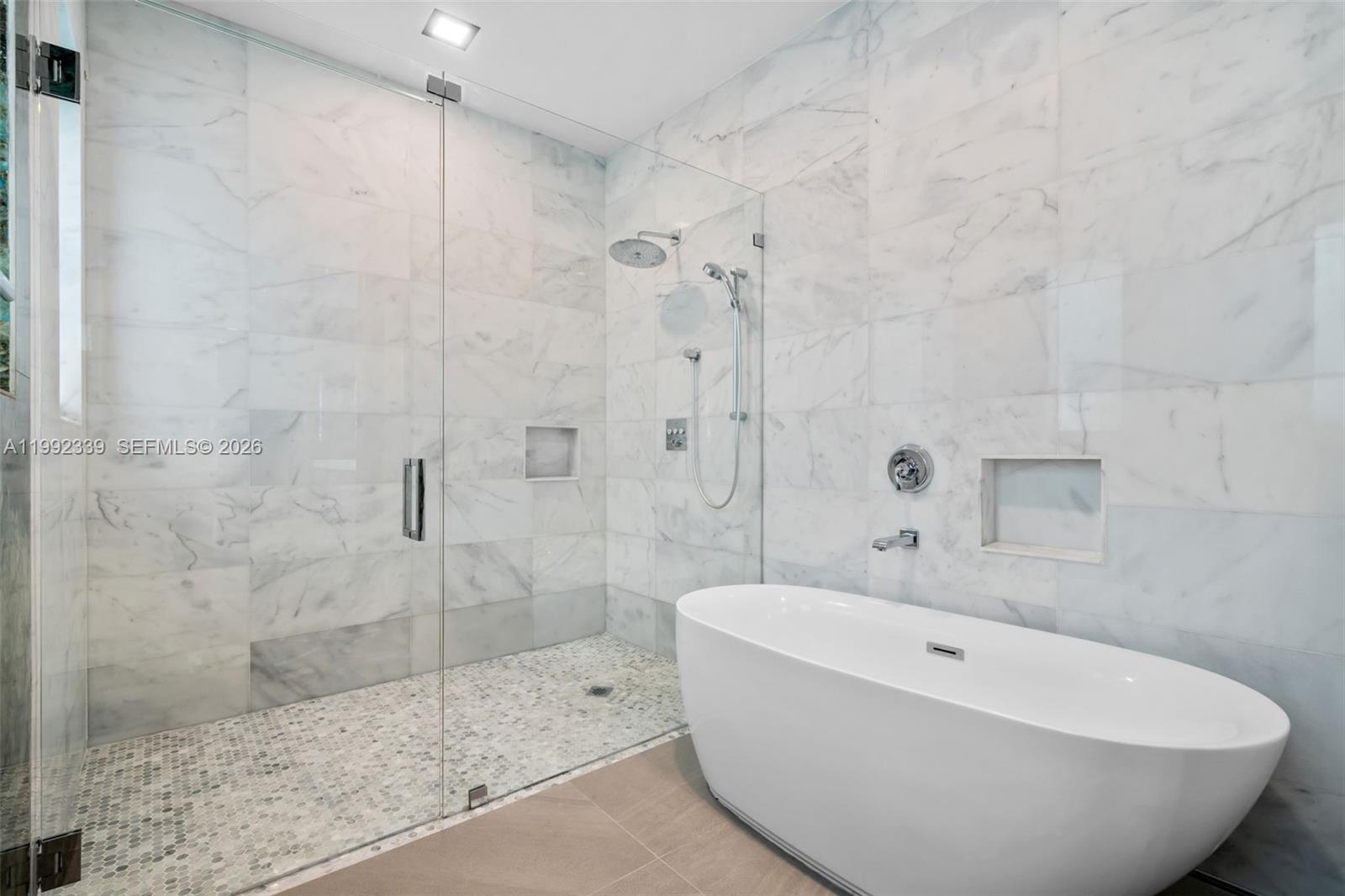 TAMIAMI PLACE PLAN NO 3 - Residential