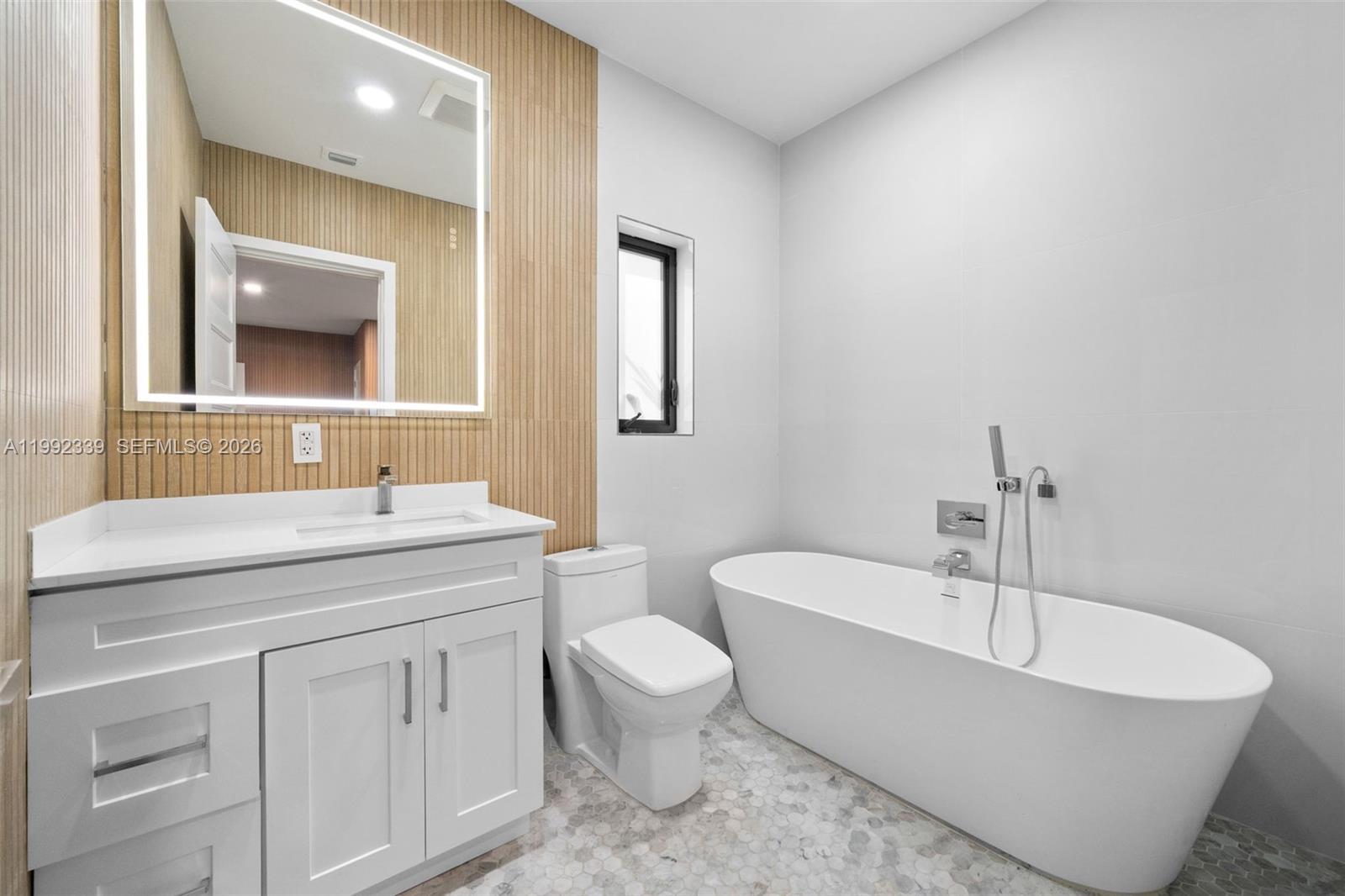 TAMIAMI PLACE PLAN NO 3 - Residential