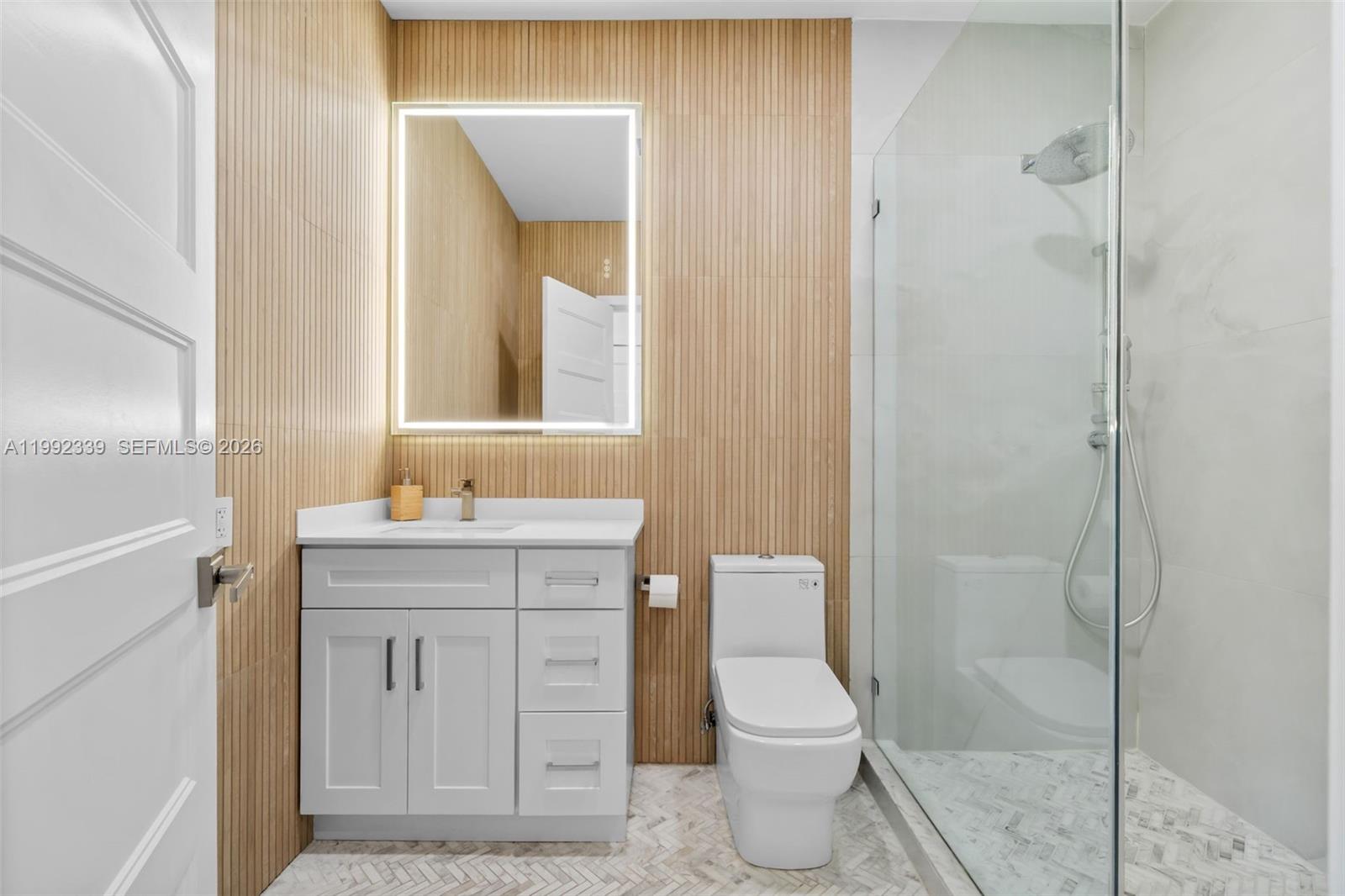 TAMIAMI PLACE PLAN NO 3 - Residential