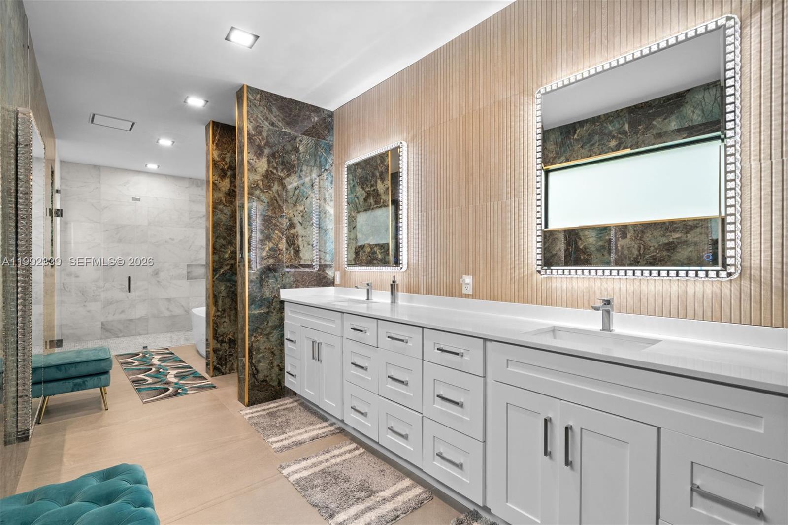 TAMIAMI PLACE PLAN NO 3 - Residential