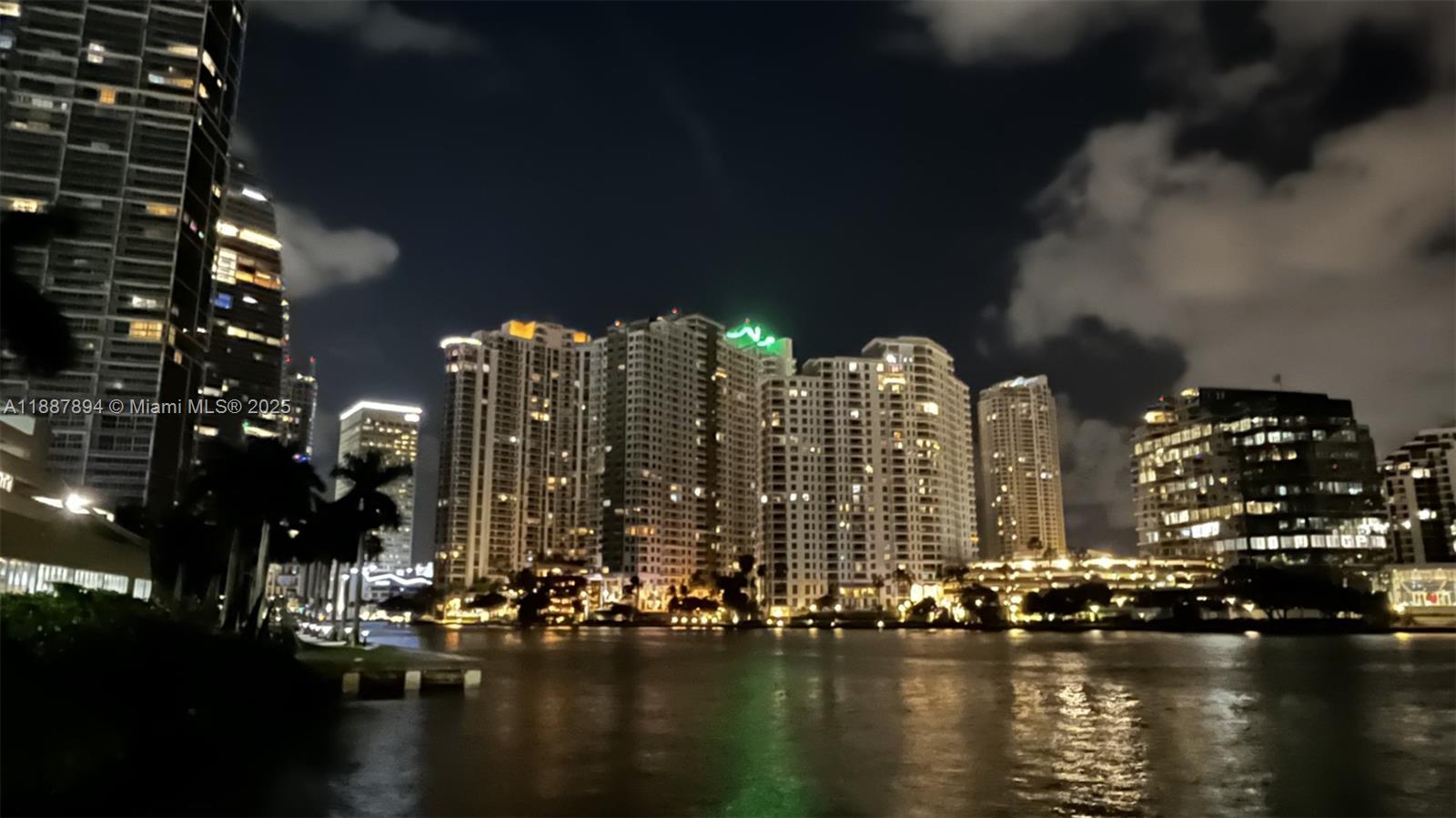 ATLANTIC II AT THE POINT - Residential Lease