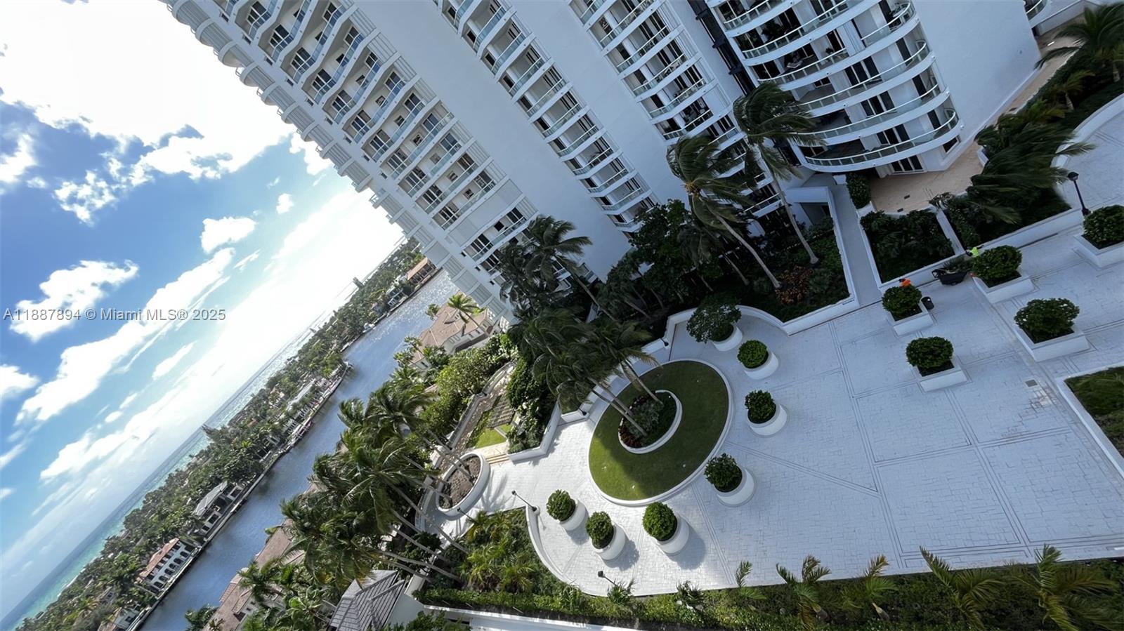 ATLANTIC II AT THE POINT - Residential Lease