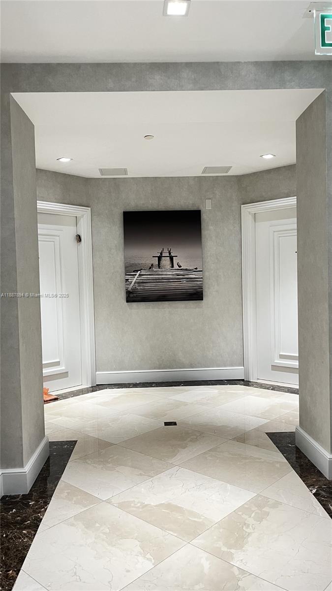 ATLANTIC II AT THE POINT - Residential Lease