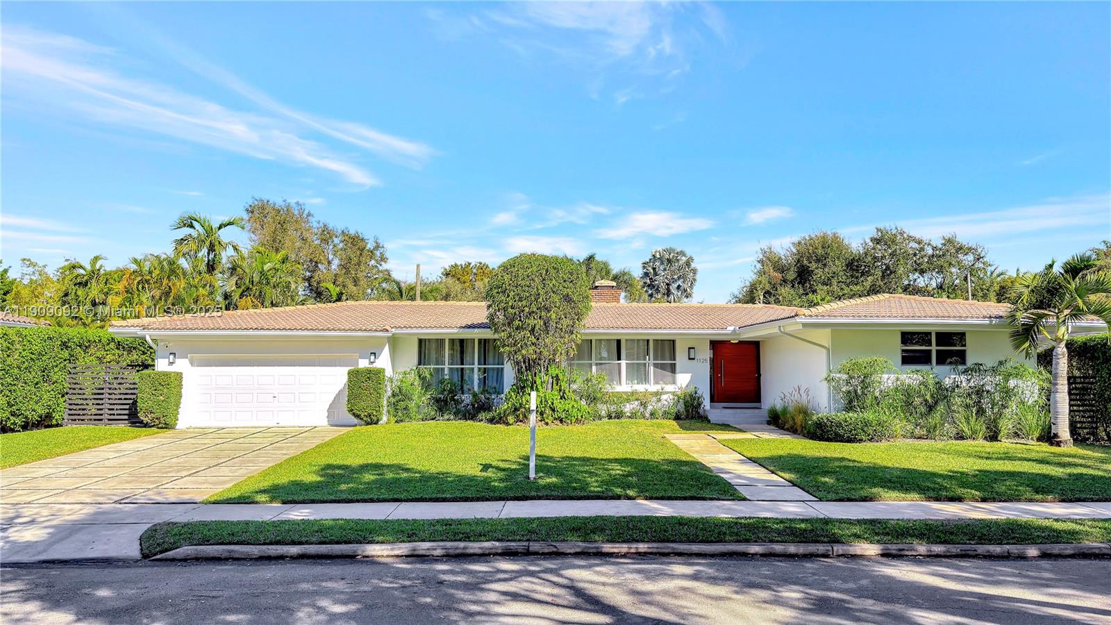 WATERSEDGE - Residential Lease