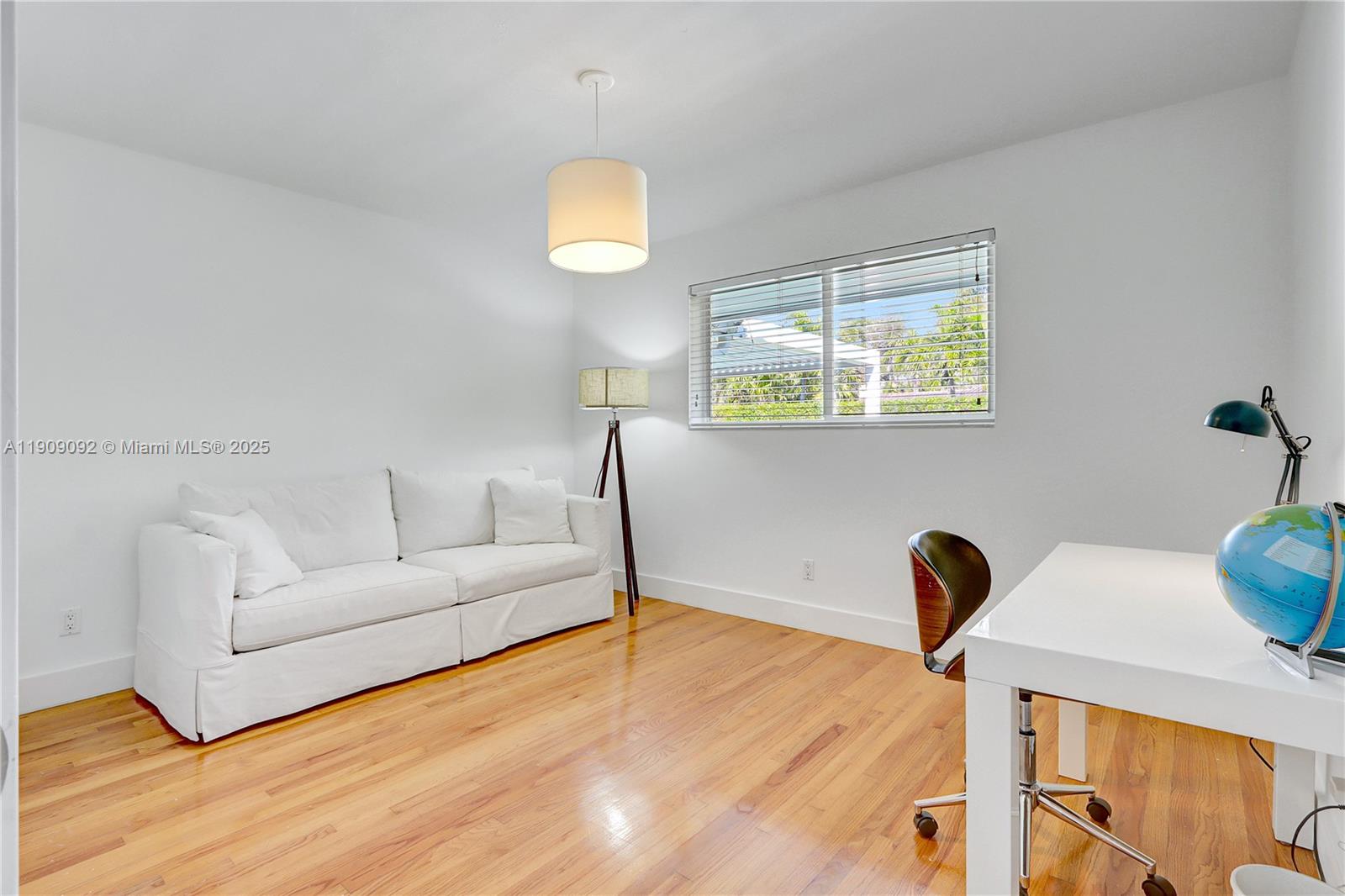 WATERSEDGE - Residential Lease