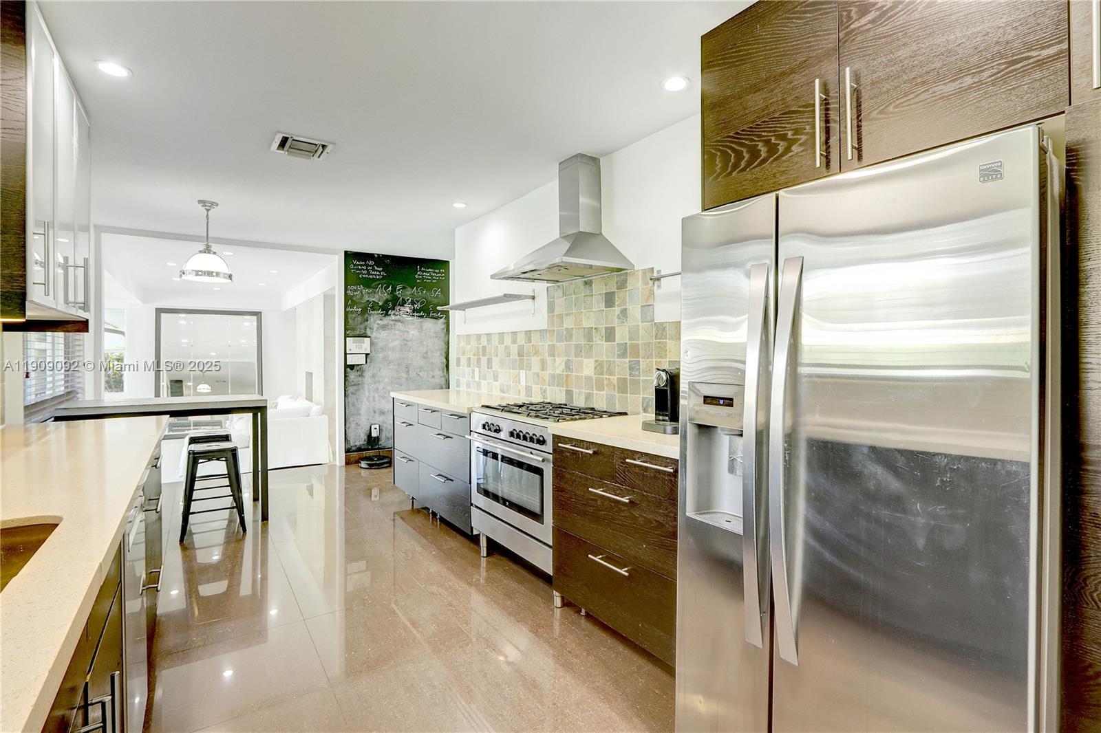 WATERSEDGE - Residential Lease