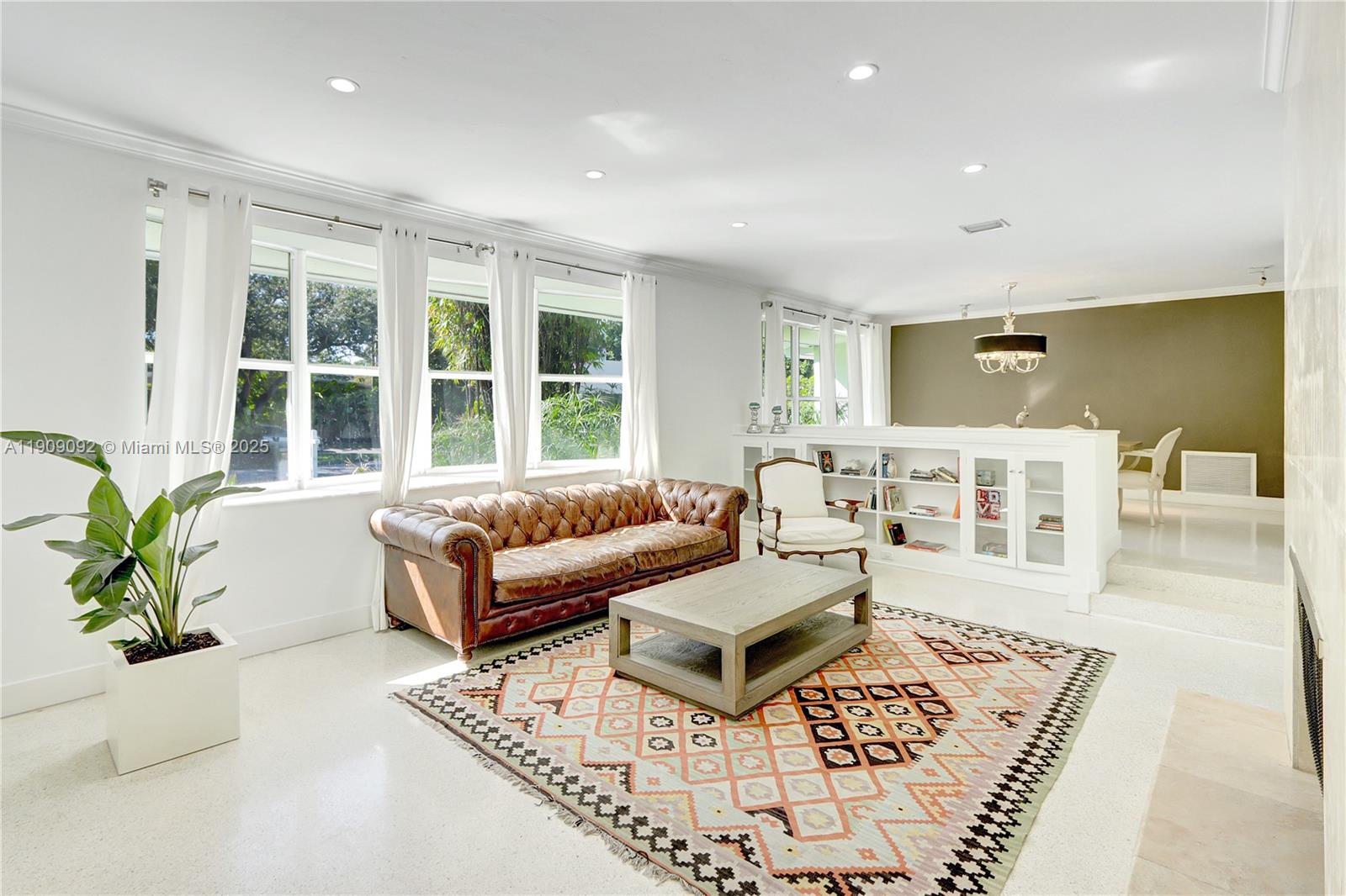 WATERSEDGE - Residential Lease