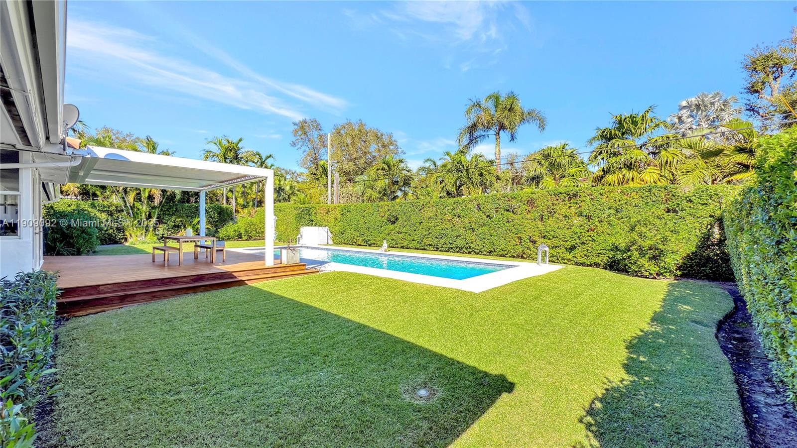 WATERSEDGE - Residential Lease