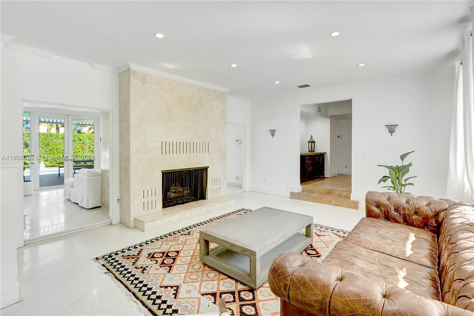 WATERSEDGE - Residential Lease