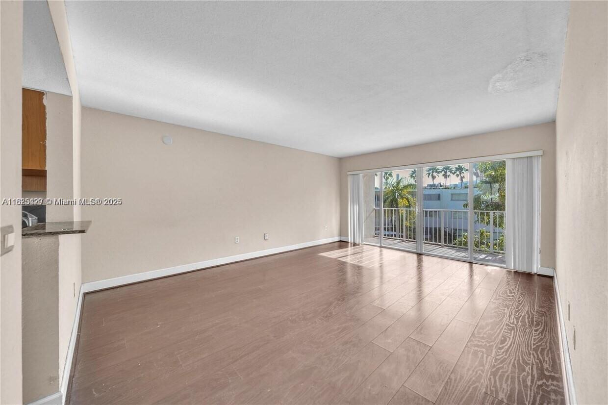 7737 SW 88th St C314