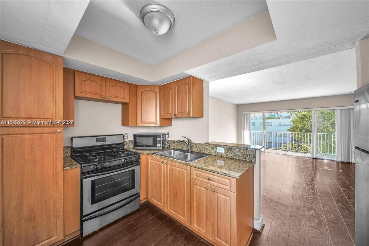 Great opportunity in the heart of Miami available for lease now!