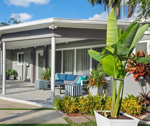 Photo of 1155 Tyler St, Hollywood, FL 33019 (MLS # A11881454)