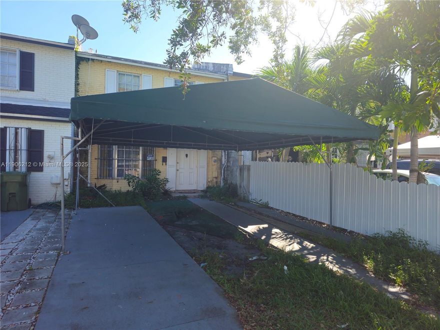 Great 2 bedroom/2 bath Townhome in Lake Royall, a rare find. Property needs TLC. Great for buyer wanting to put their own personal touches. Upstairs has 2 very large bedrooms with connecting bath. One full bath downstairs. Plenty of closet space.