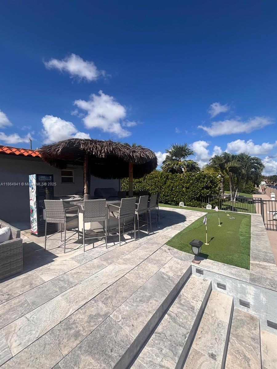 VENETIAN ISLES 3RD SEC - Residential