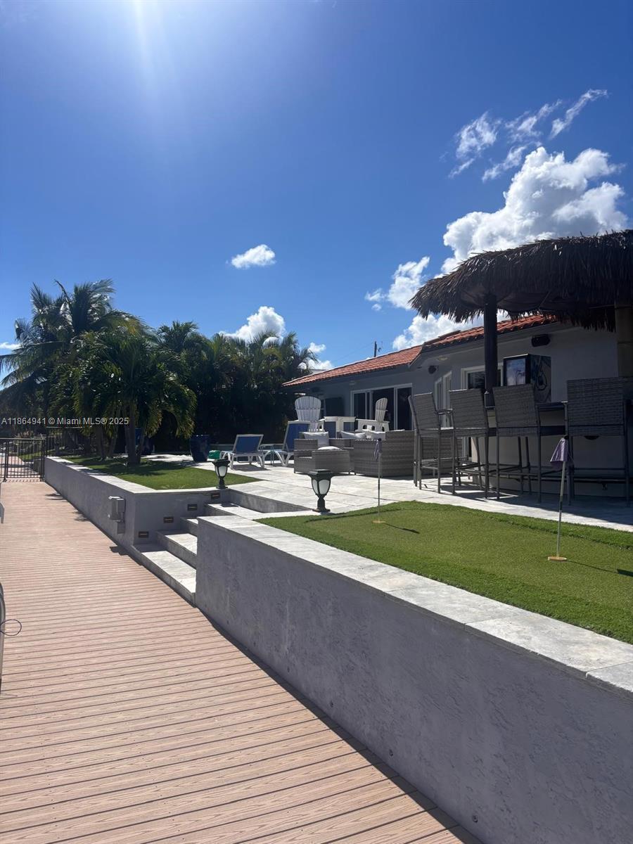 VENETIAN ISLES 3RD SEC - Residential