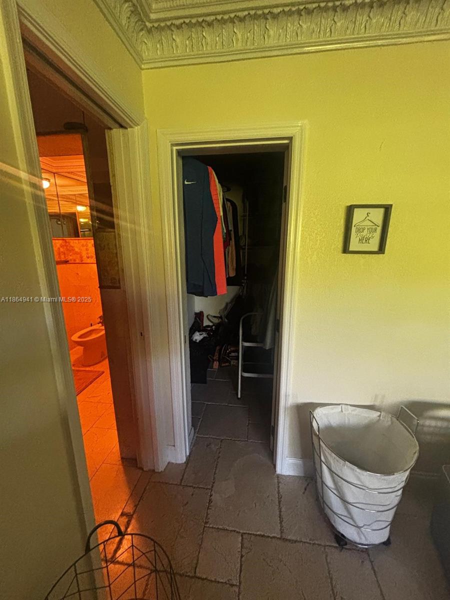 VENETIAN ISLES 3RD SEC - Residential